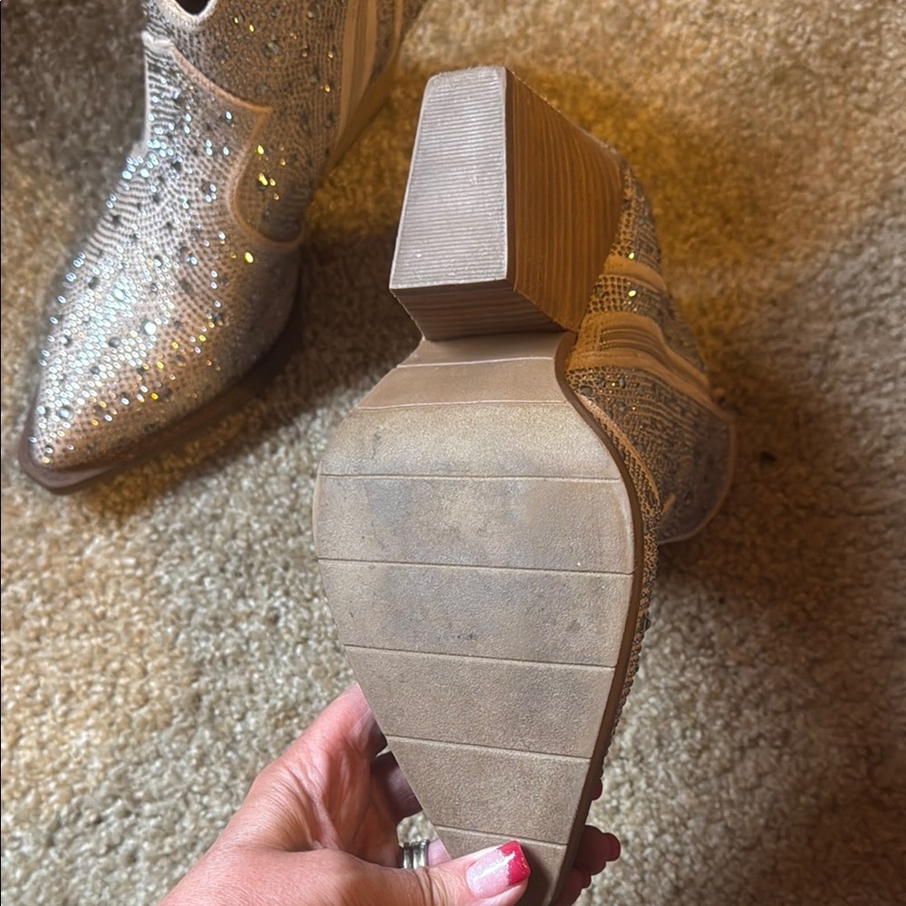 Very G Silver Ankle Booties with Studded Detailing - Picture 3 of 4